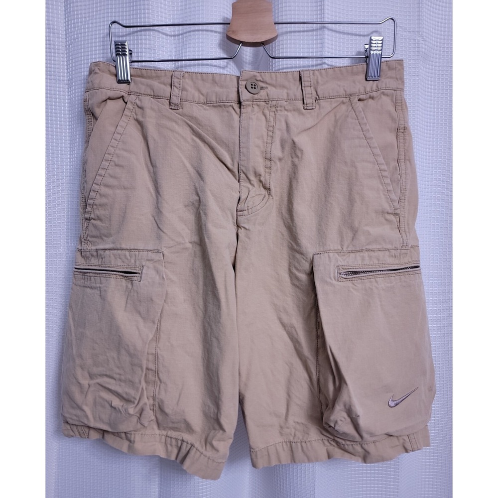 Nike Beige/ Khaki Cargo Hiking Shorts Men's size 30 - Picture 3 of 9